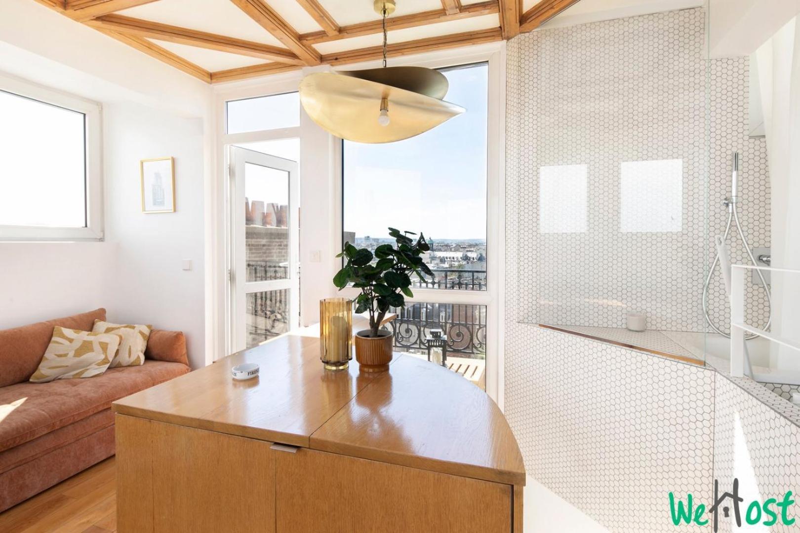 Wehost - With Eiffel Tower View In Heart Of 7e Arrondissement